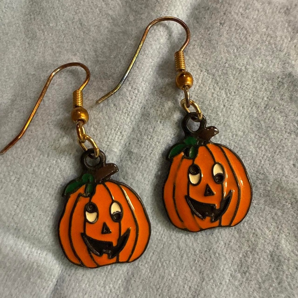 Halloween Orange Pumpkin Jack-O-Lantern Enamel Drop Earrings Gold Tone Hooks